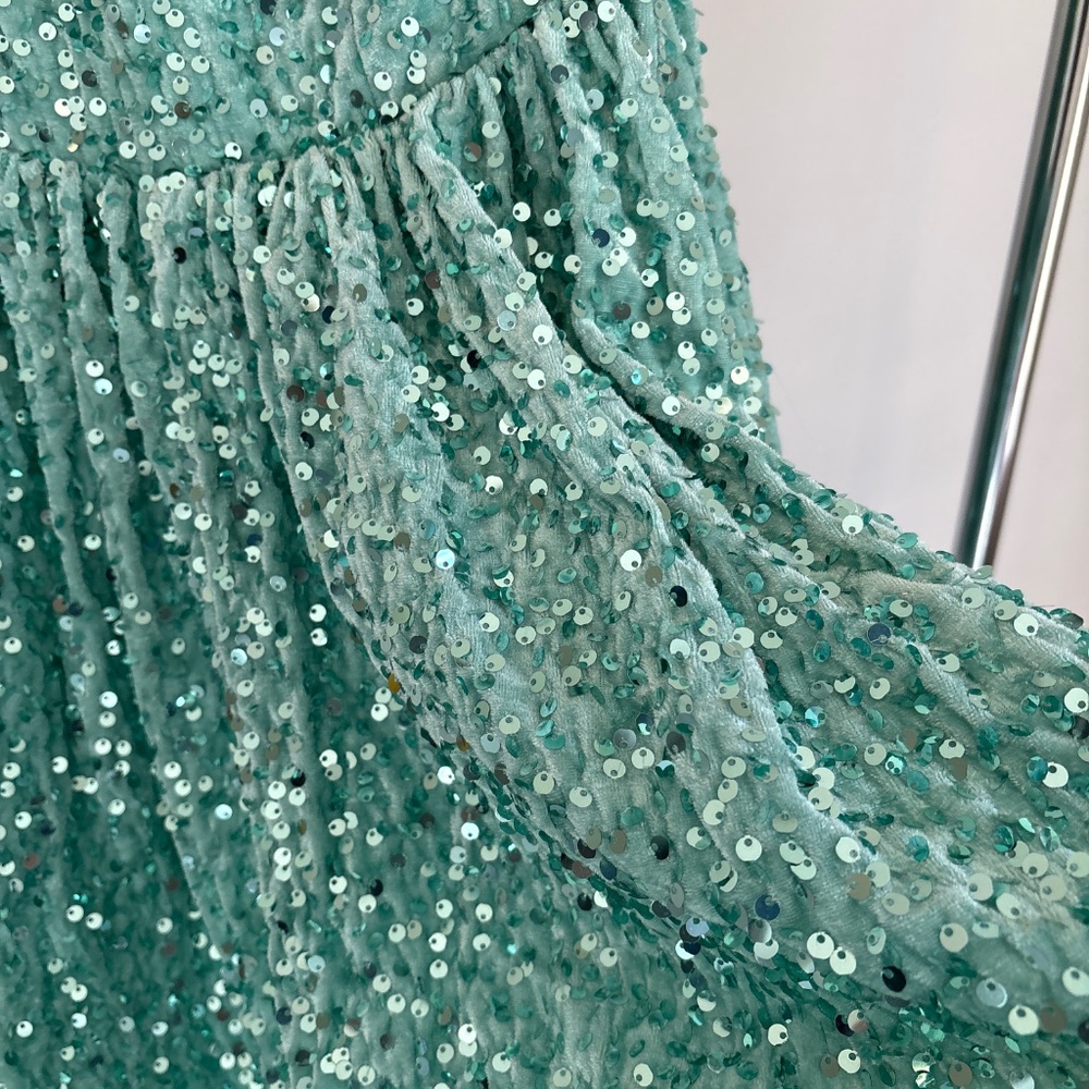 Short Prom/ Sweet 16 Party Dress - Picture 5 of 5